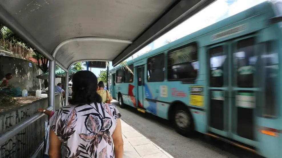 Imagem da notícia: 17 linhas de Fortaleza terão mais ônibus para reduzir tempo de espera; veja quais são