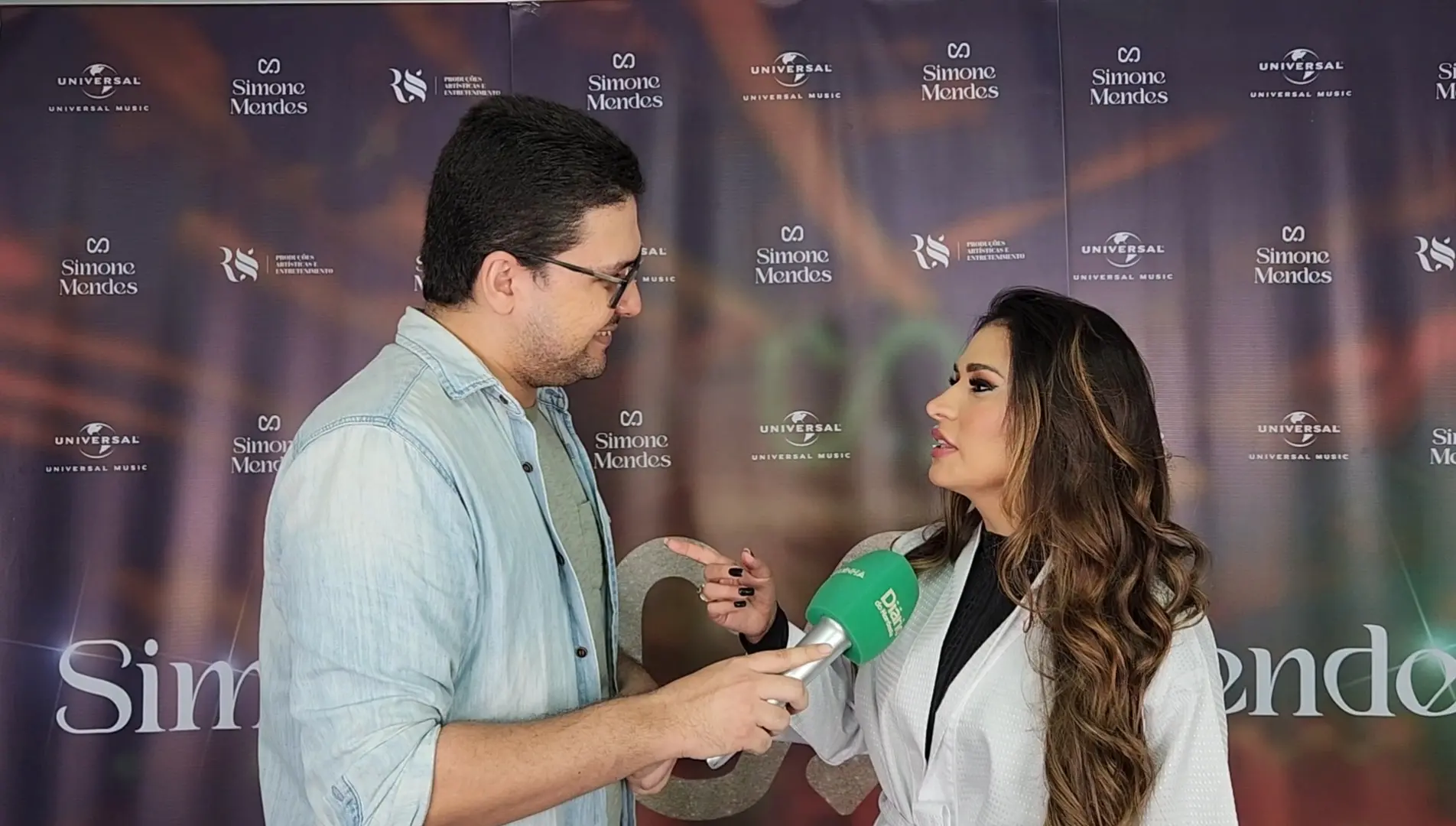 Imagem da notícia: Simone Mendes é convidada por Gusttavo Lima para gravar feat em novo DVD; saiba quando acontece