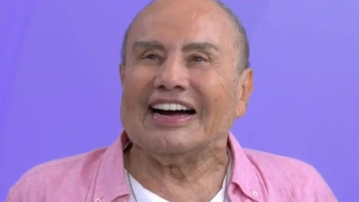 Imagem da notícia: Stênio Garcia diz que está com o rosto 'normal' após harmonização facial; veja novo registro