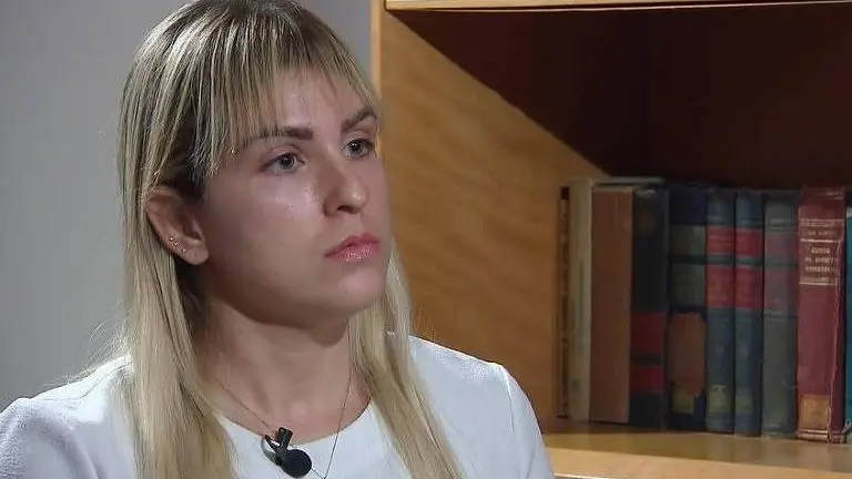 Imagem da notícia: Condenada do caso Miguel, Sari Corte Real é aprovada em curso de Medicina de faculdade particular