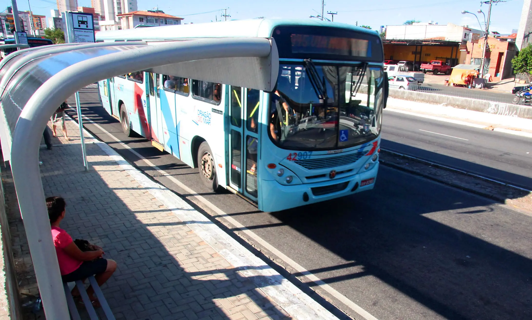 Imagem da notícia: Fortaleza terá nova linha de ônibus com tarifa diferenciada no valor de R$ 1 a inteira
