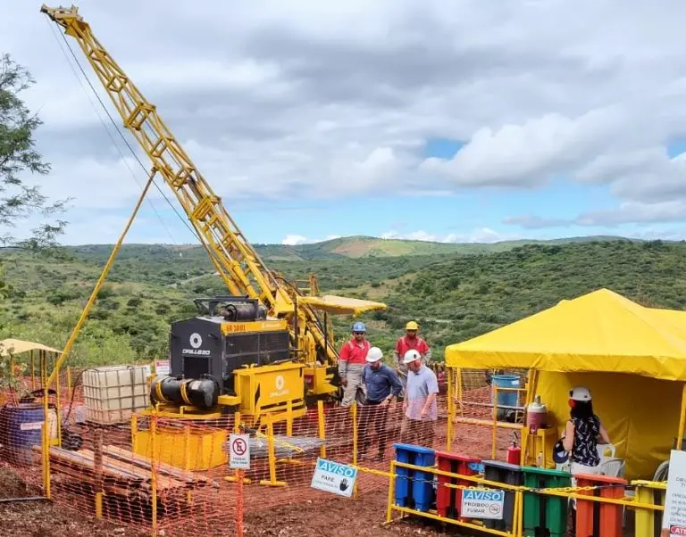 Imagem da notícia: Com mina no interior, Ceará pode ser pioneiro na produção de platina