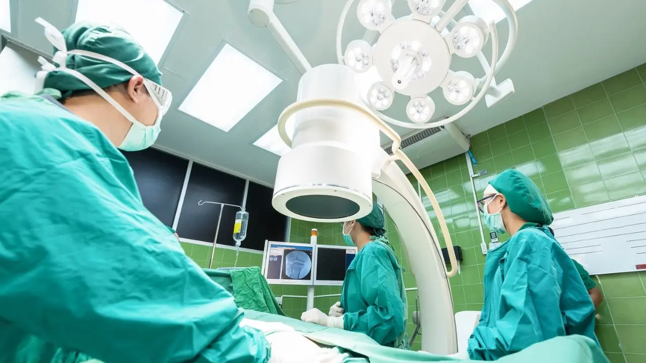 Imagem da notícia: O que se sabe sobre a Fagifor, fundação que vai realizar concurso e gerir hospitais em Fortaleza 