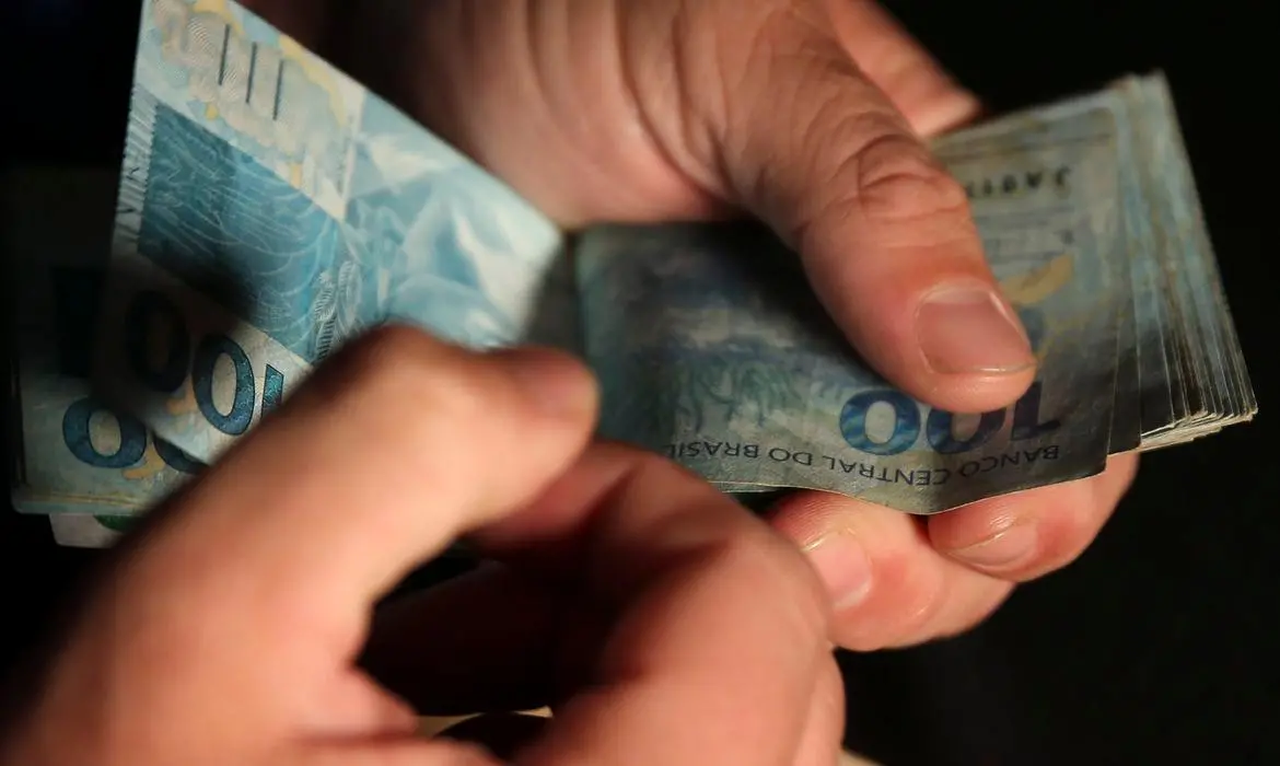 Imagem da notícia: Caixa lança campanha de renegociação de dívidas com descontos de até 90%