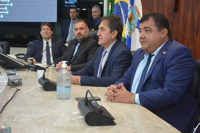 Diferente da Assembleia, na Câmara Municipal a maioria dos pedetistas são aliados ao ex-ministro Ciro Gomes e ao ex-prefeito Roberto Cláudio