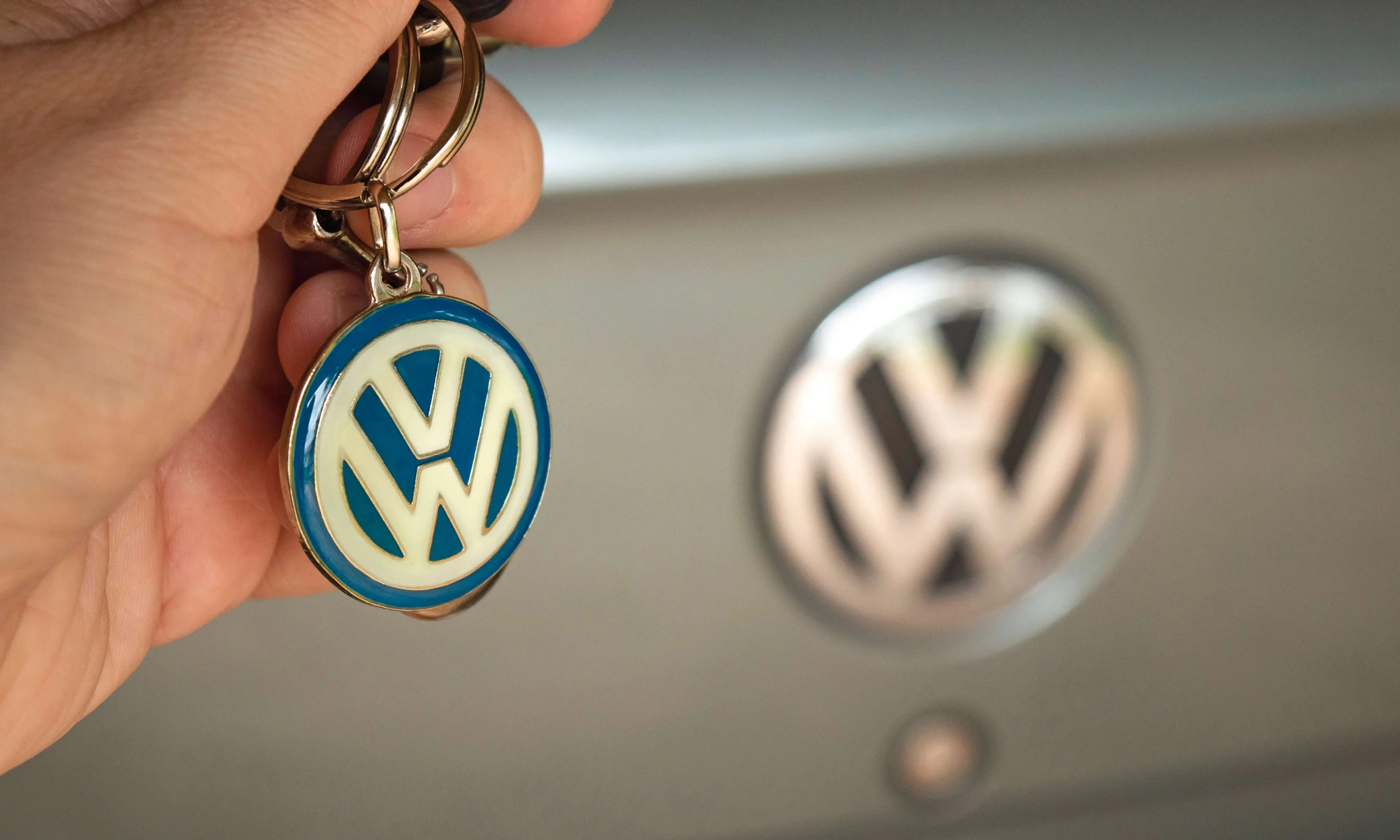 Imagem da notícia: Volkswagen para produção de carros no Brasil em três fábricas por 'estagnação'