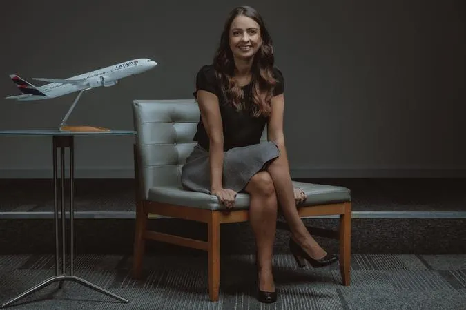 Aline Mafra, diretora de Vendas e Marketing da Latam