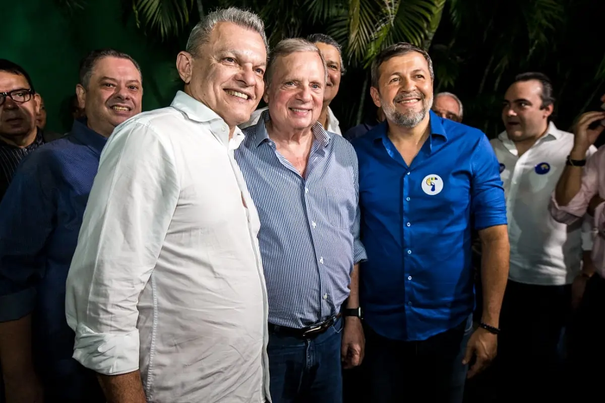 Imagem da notícia: Tasso e Sarto trocam acenos de parceria em 2024, com Élcio à frente do PSDB Ceará