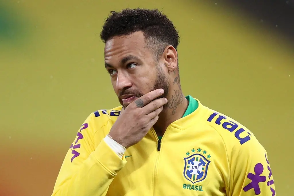 Imagem da notícia: Em nova exposição, Isis Mesquita publica mensagens enviadas por Neymar; veja prints