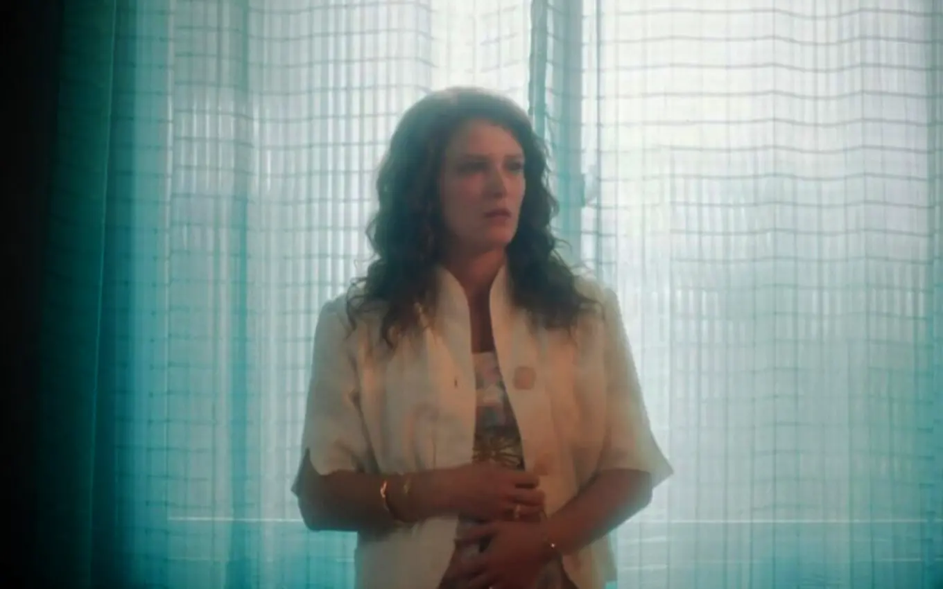 Imagem da notícia: A mãe de Caio está viva em 'Terra e Paixão'? Entenda reviravolta na novela