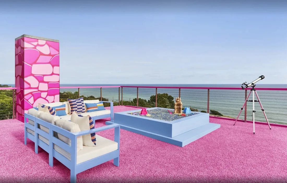 Mansão que inspirada na Casa dos Sonhos da Barbie
