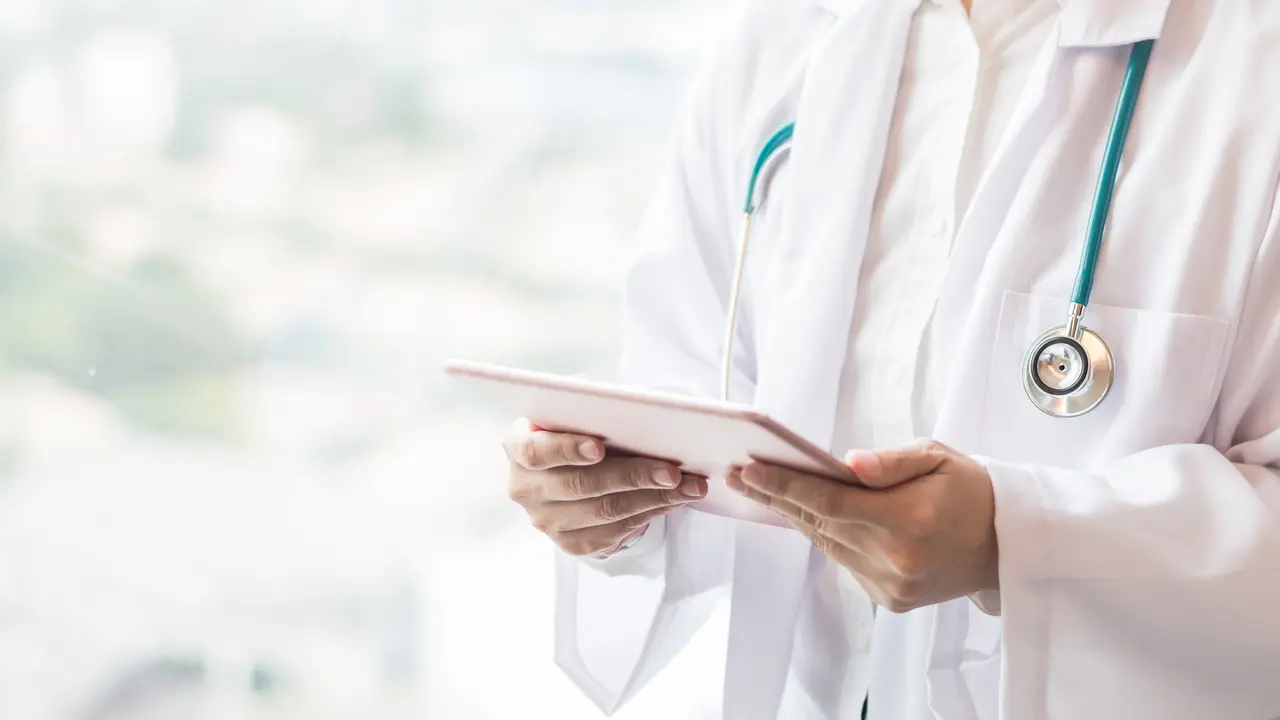 Imagem da notícia: PF descobre quadrilha que vendia diplomas de medicina por até R$ 400 mil