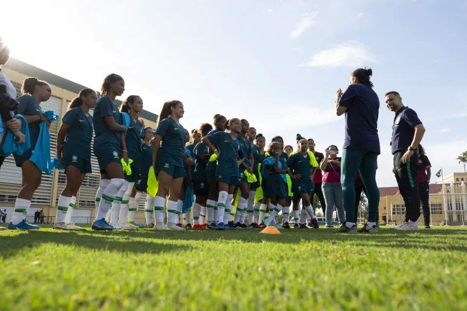 Equipe vai realizar treinamentos entre 10 e 18 de julho.