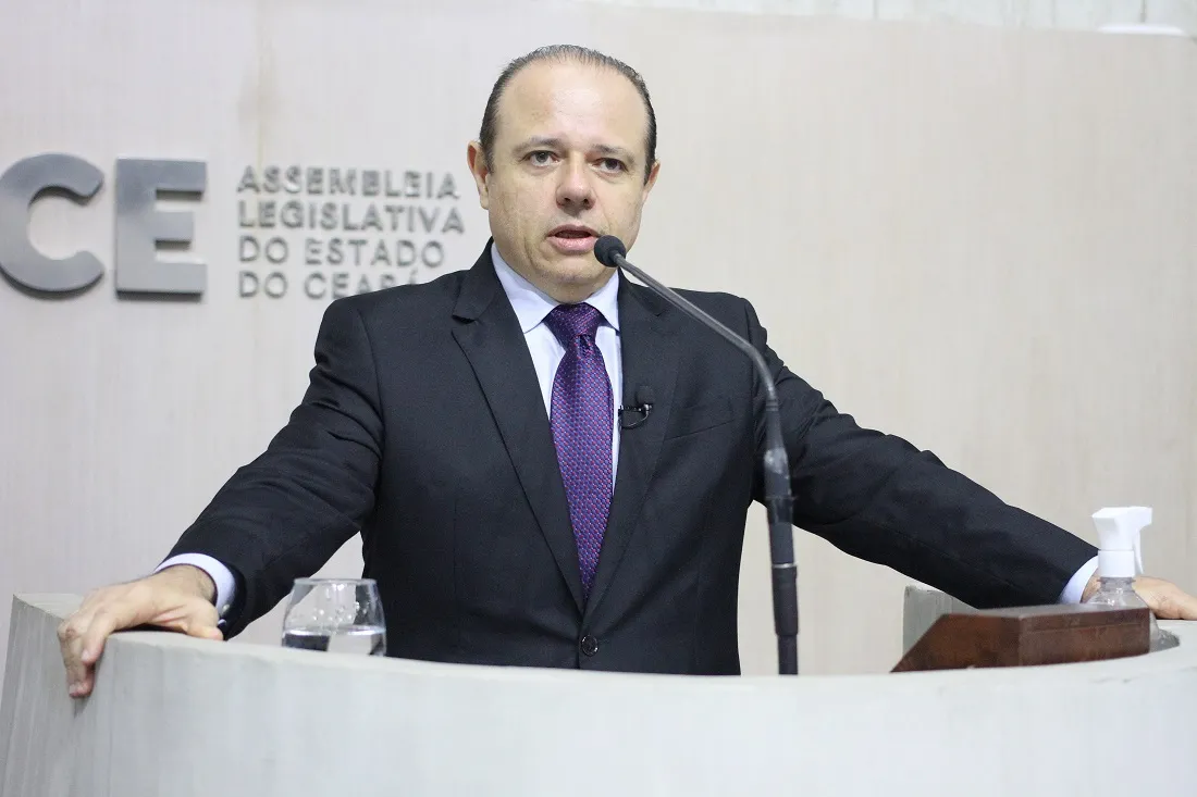O deputado Cláudio Pinho disse que o grupo que 