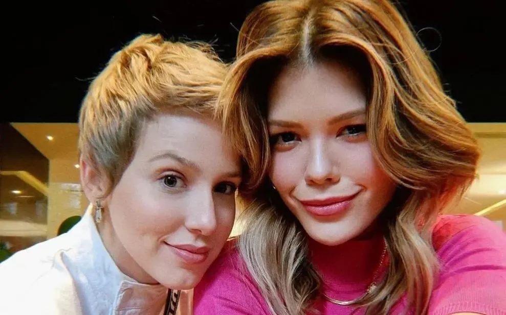Imagem da notícia: Vitória Strada e Marcella Rica anunciam rompimento de noivado