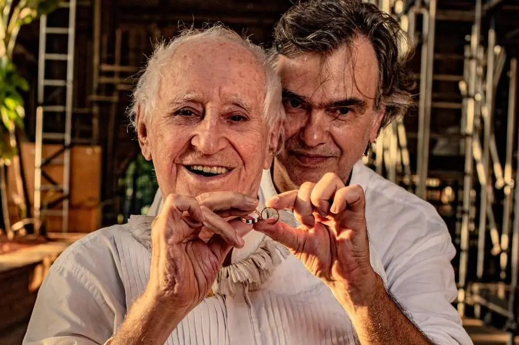 Imagem da notícia: Marido de Zé Celso herda herança que inclui Teatro Oficina e obra do dramaturgo