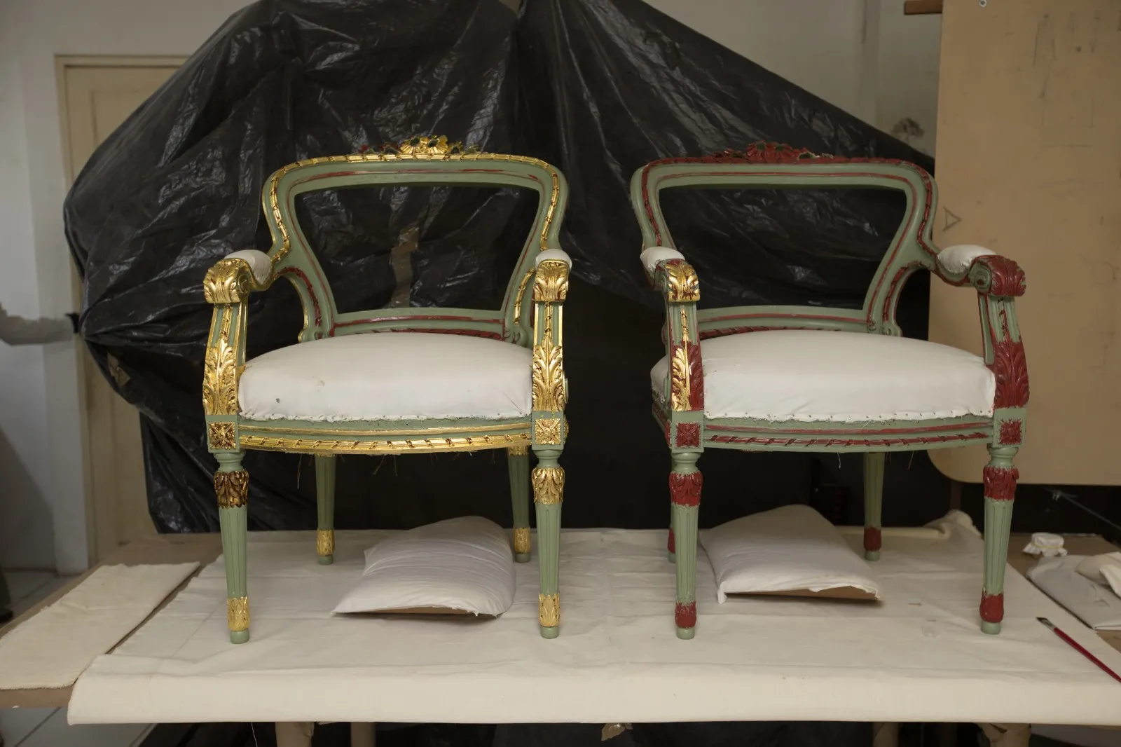 Cadeiras em restauro
