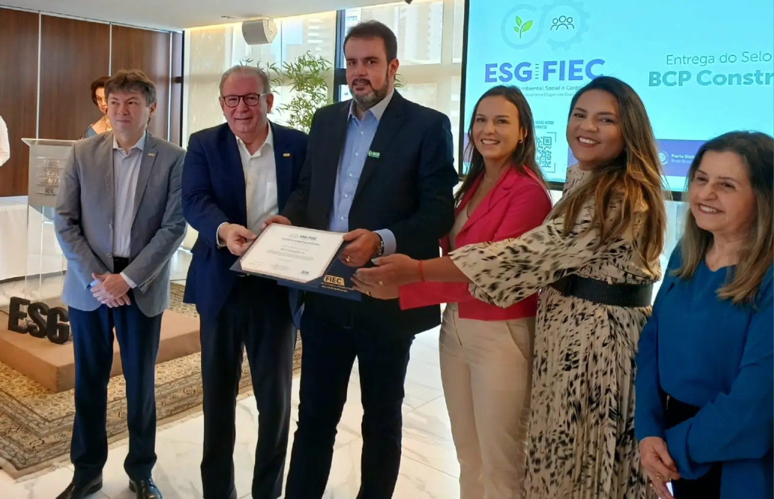 Imagem da notícia: Cearense BCP Engenharia é 1ª construtora do País com Selo Triplo AAA