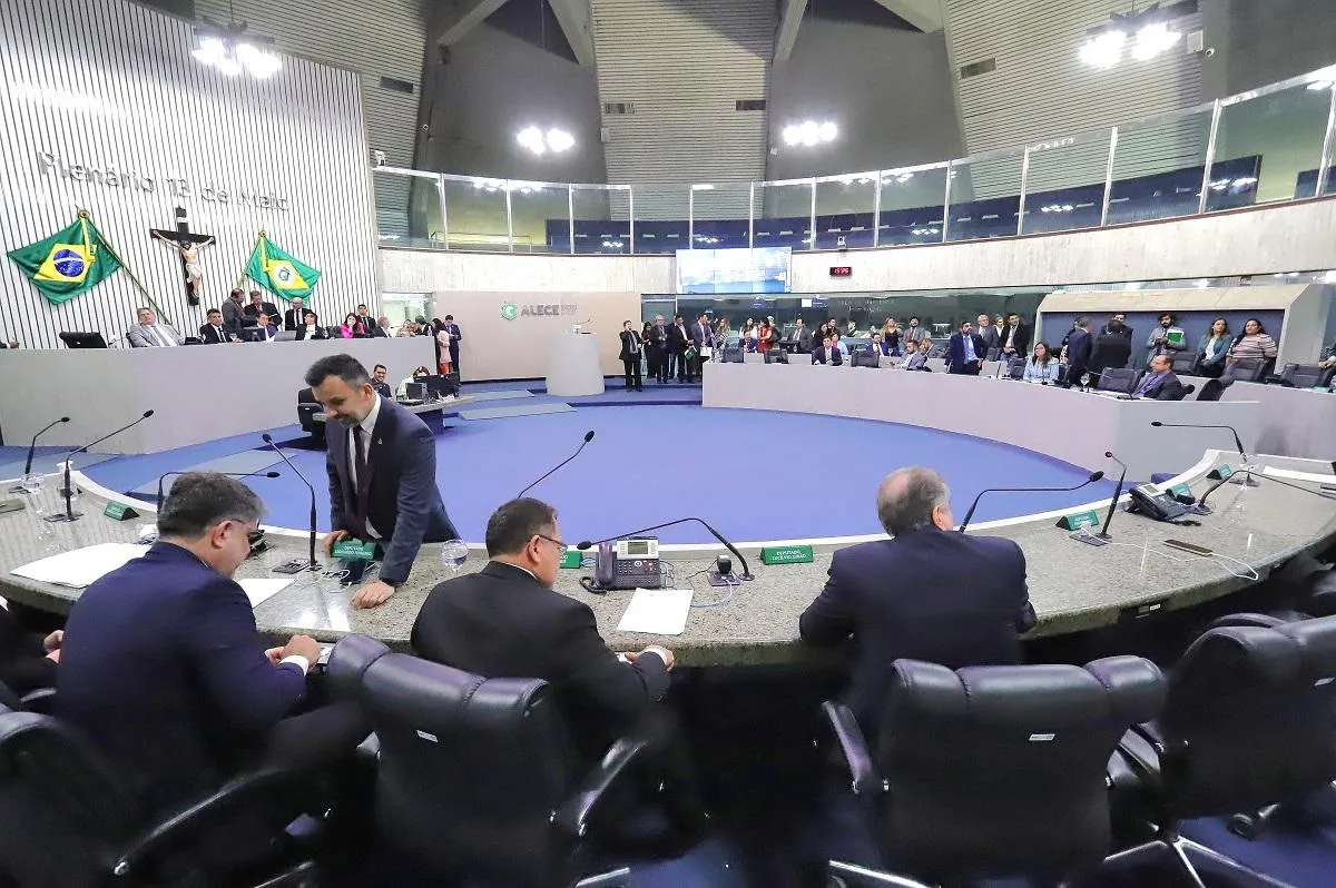 A Assembleia Legislativa do Ceará poderia ter mais dois deputados se o cálculo do TSE estivesse em vigor