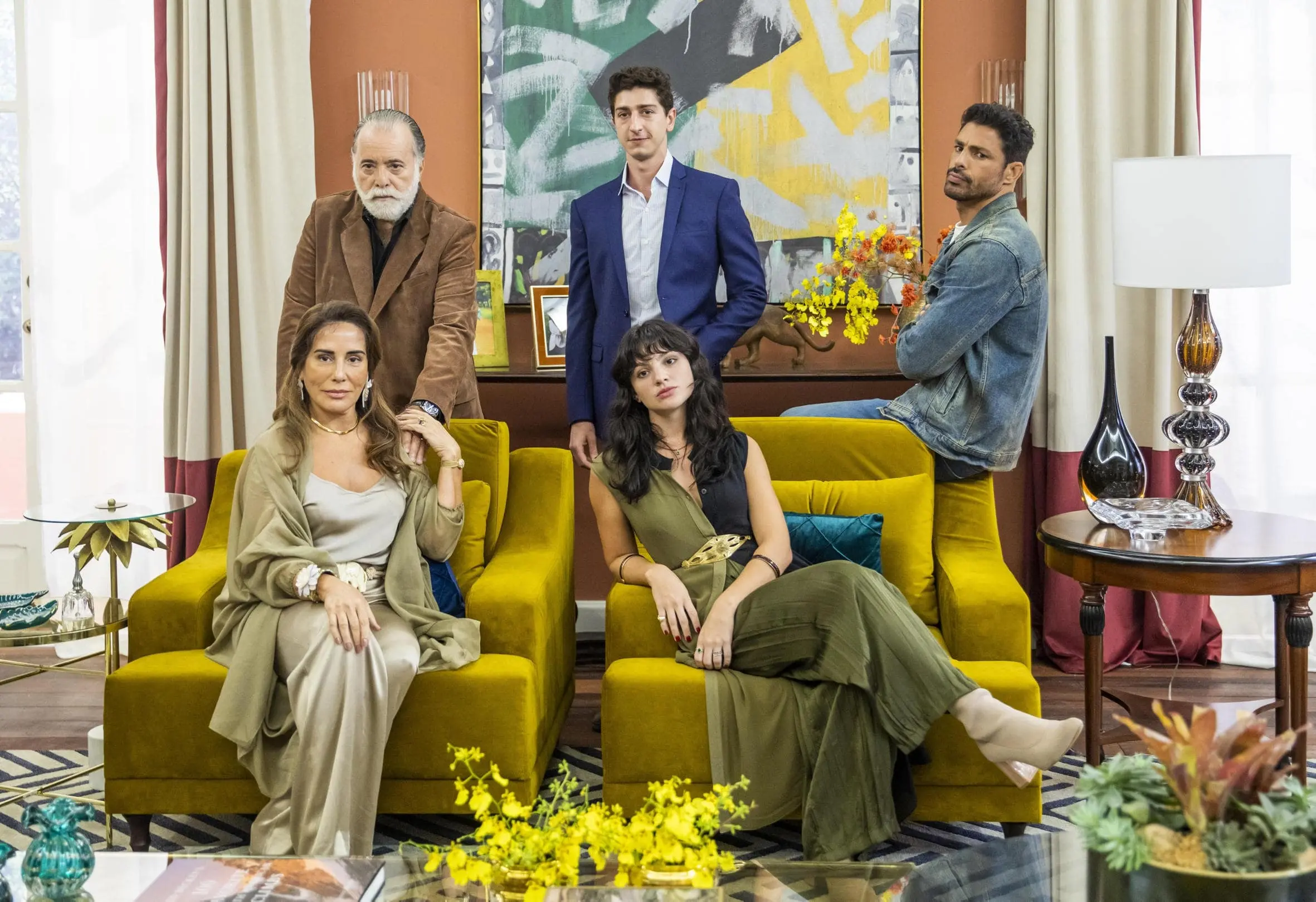 Imagem da notícia: Que horas começa 'Terra e Paixão'? Veja o resumo da novela deste sábado (16)