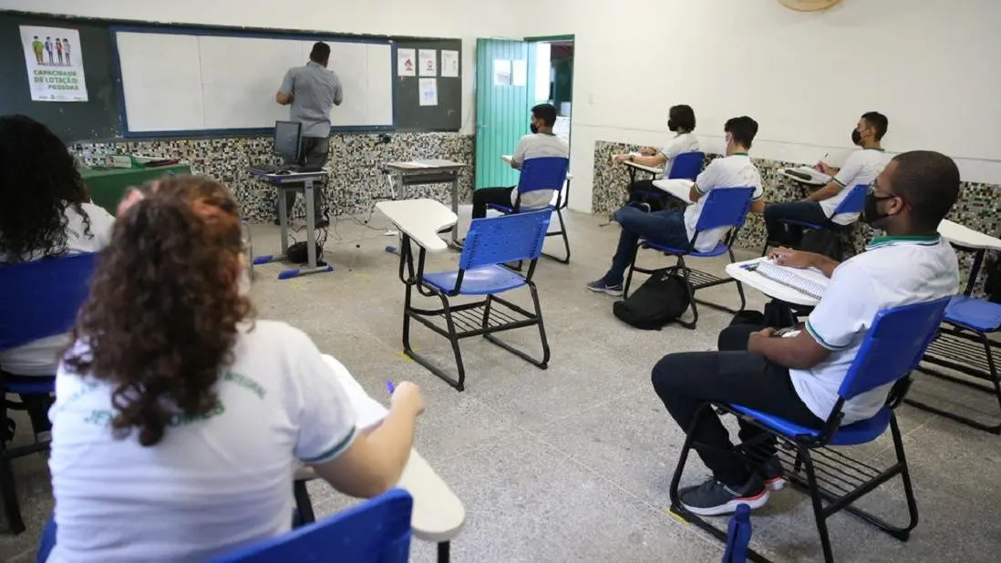Imagem da notícia: Precatórios do Fundef: TJCE derruba liminares e autoriza que advogados cobrem honorários