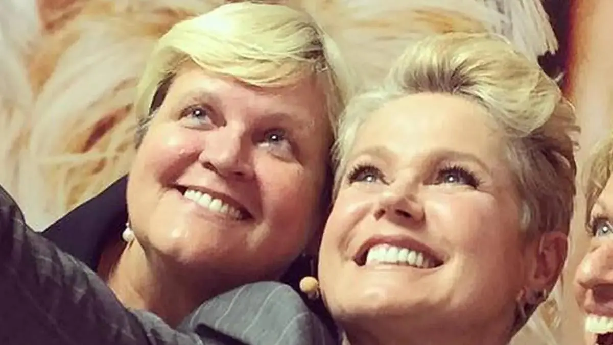 Imagem da notícia: Xuxa fala sobre contato com a irmã antes da morte: 'ela queria ver o documentário'