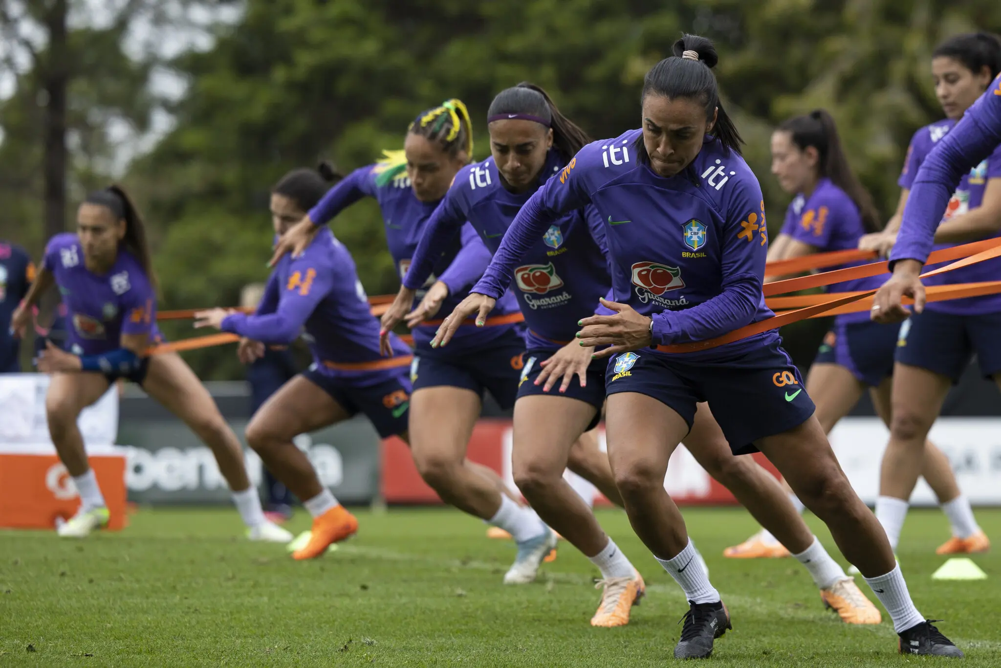 Imagem da notícia: Governo determina ponto facultativo em dias de jogos do Brasil na Copa do Mundo feminina