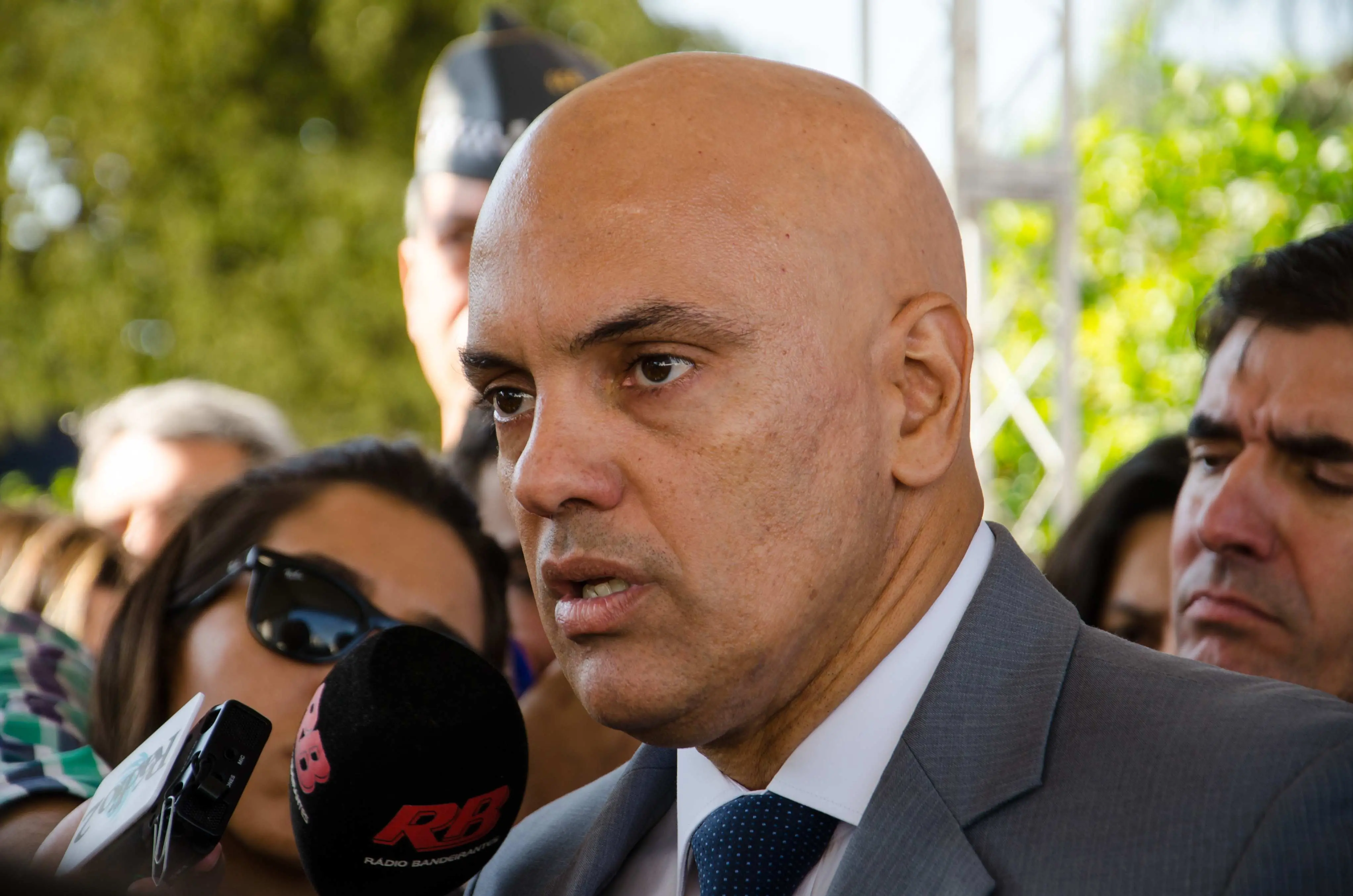 Imagem da notícia: PGR solicita informações à PF sobre agressões sofridas por Alexandre de Moraes na Itália
