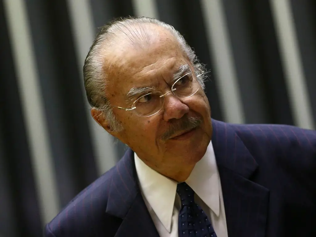 José Sarney