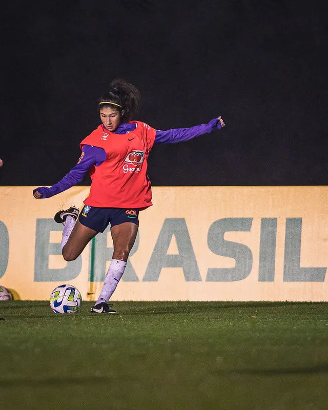 Em 2023, Giovana já tem 16 gols em 16 jogos disputados, além de 12 assistências.