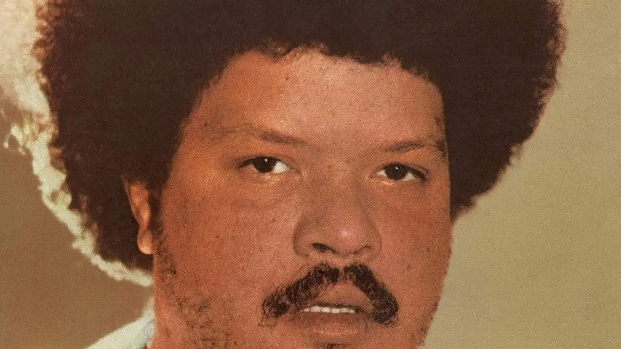 Imagem da notícia: Tim Maia e o 'Universo em Desencanto' de volta aos muros do país