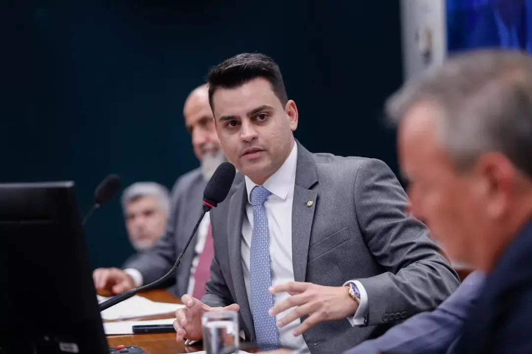 Imagem da notícia: Caso Yury do Paredão: o que acontece quando um deputado é expulso de um partido?