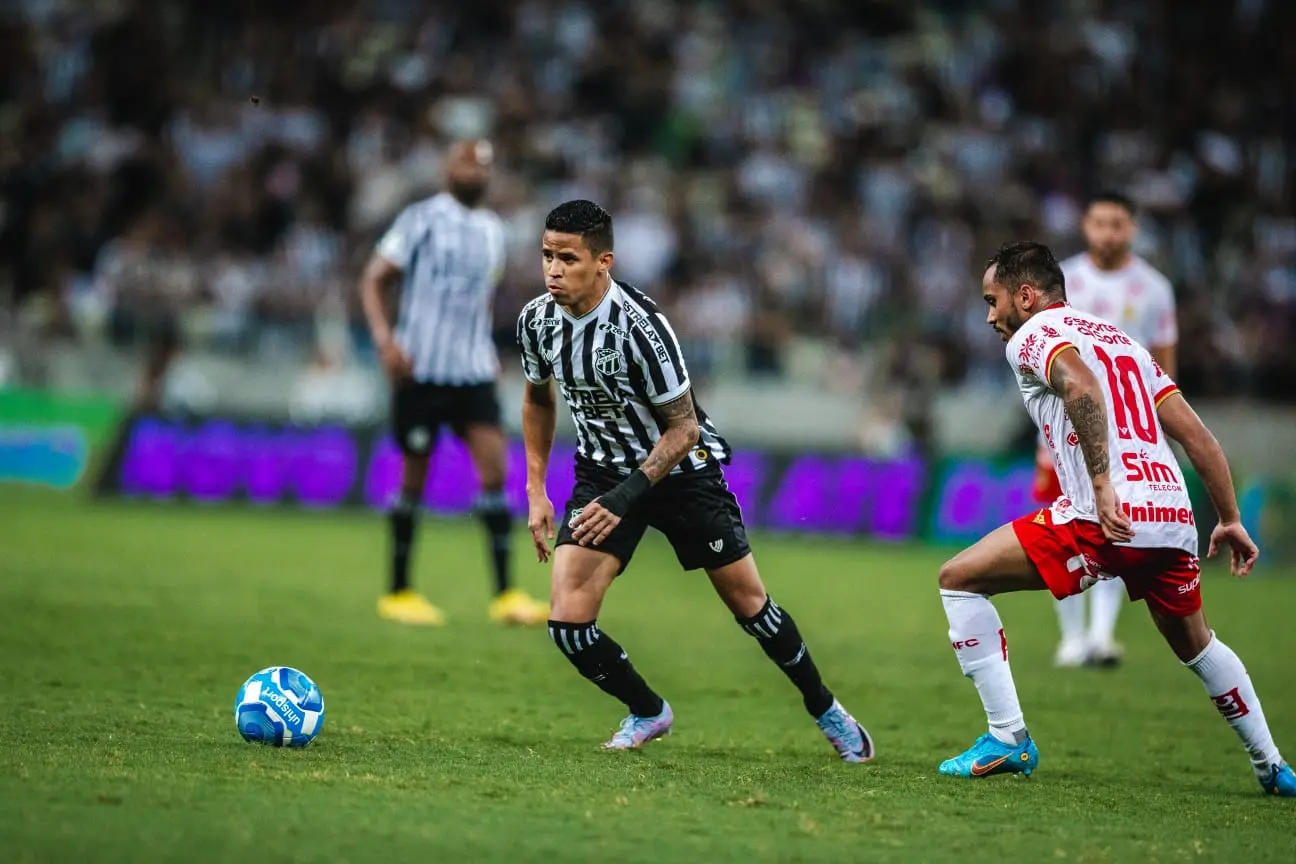 Imagem da notícia: Alvo do São Paulo, Erick é o jogador do Ceará com mais gols e minutos jogados na Série B
