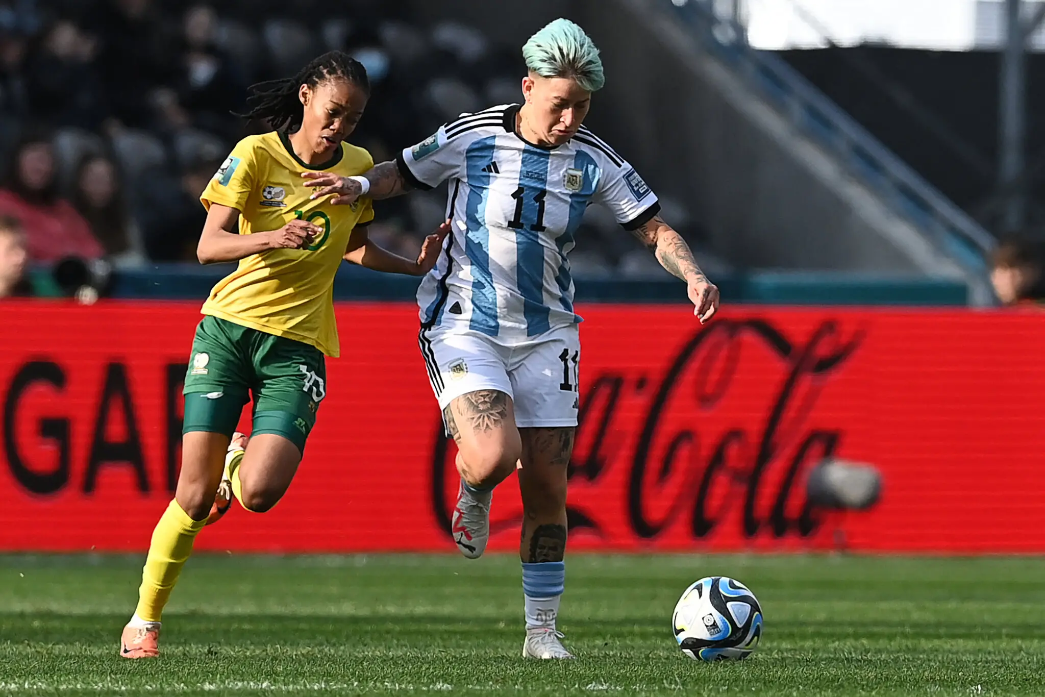 Imagem da notícia: Conheça Yamila Rodriguez, jogadora da Argentina e do Palmeiras que tem tatuagem de Cristiano Ronaldo