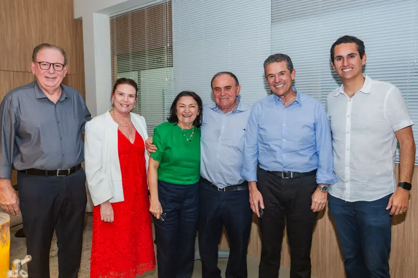 Imagem da notícia: Ministro da Pesca visita fábrica da Samaria Rações