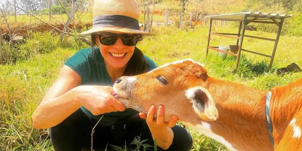 Imagem da notícia: Afastada de novelas, Helena Ranaldi mora em sítio com o marido Daniel Alvim; veja fotos