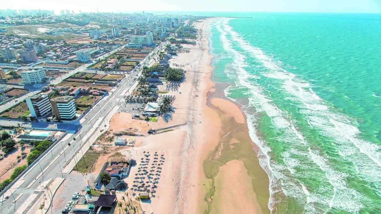 Imagem da notícia: Exploração de turistas na Praia do Futuro: Abrasel posiciona-se