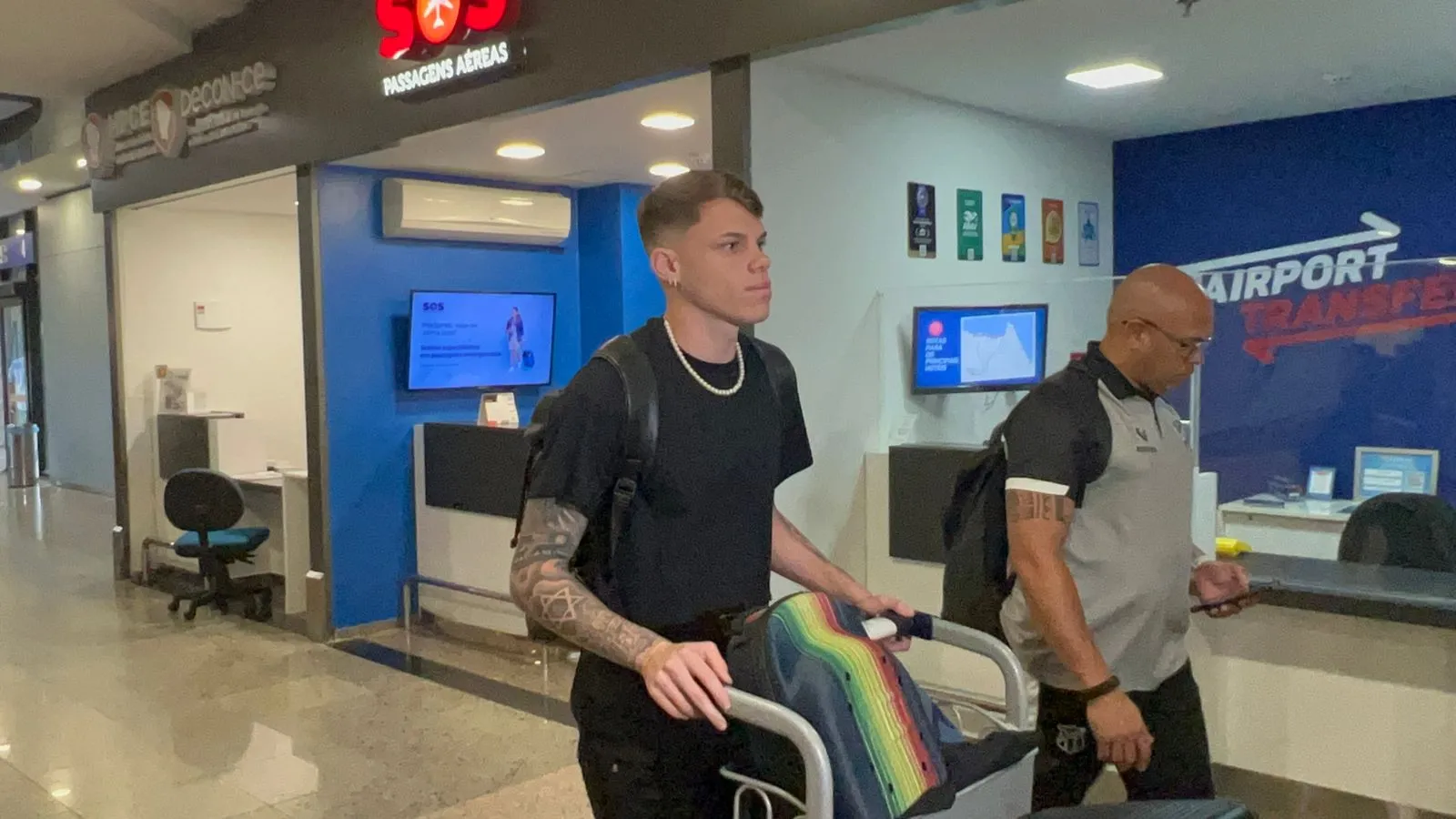 O Ceará contratou o atacante Barletta, do Corinthians, em negociação com cifras milionárias