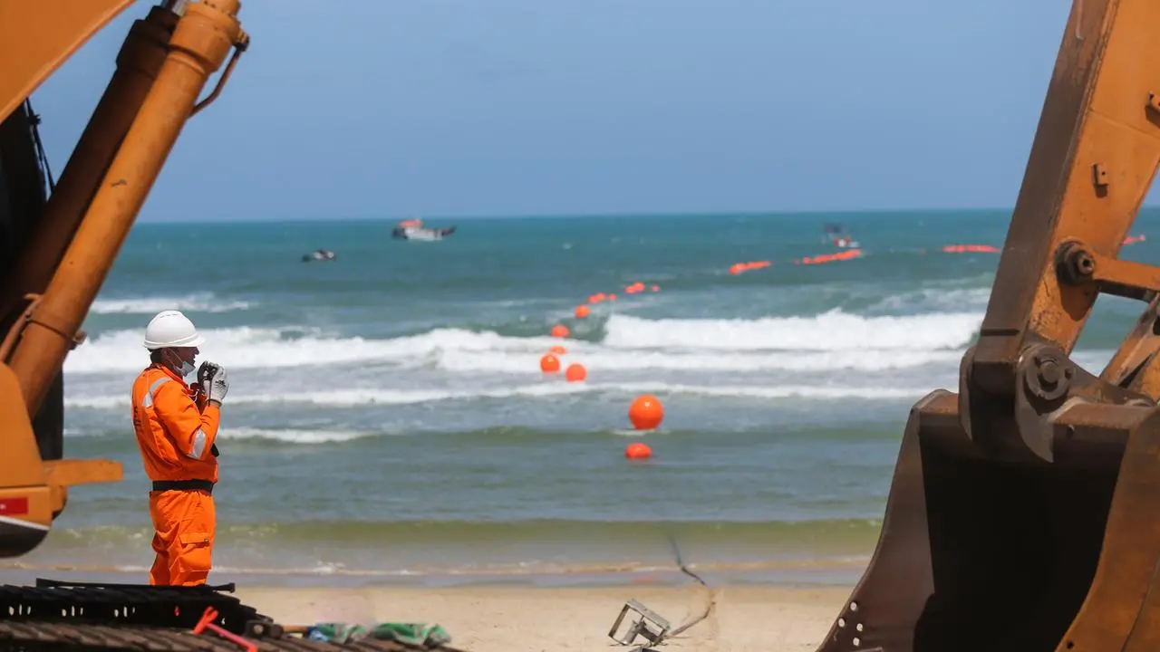 Imagem da notícia: Com negociações em andamento, Ceará pode ganhar mais três cabos de fibra ótica