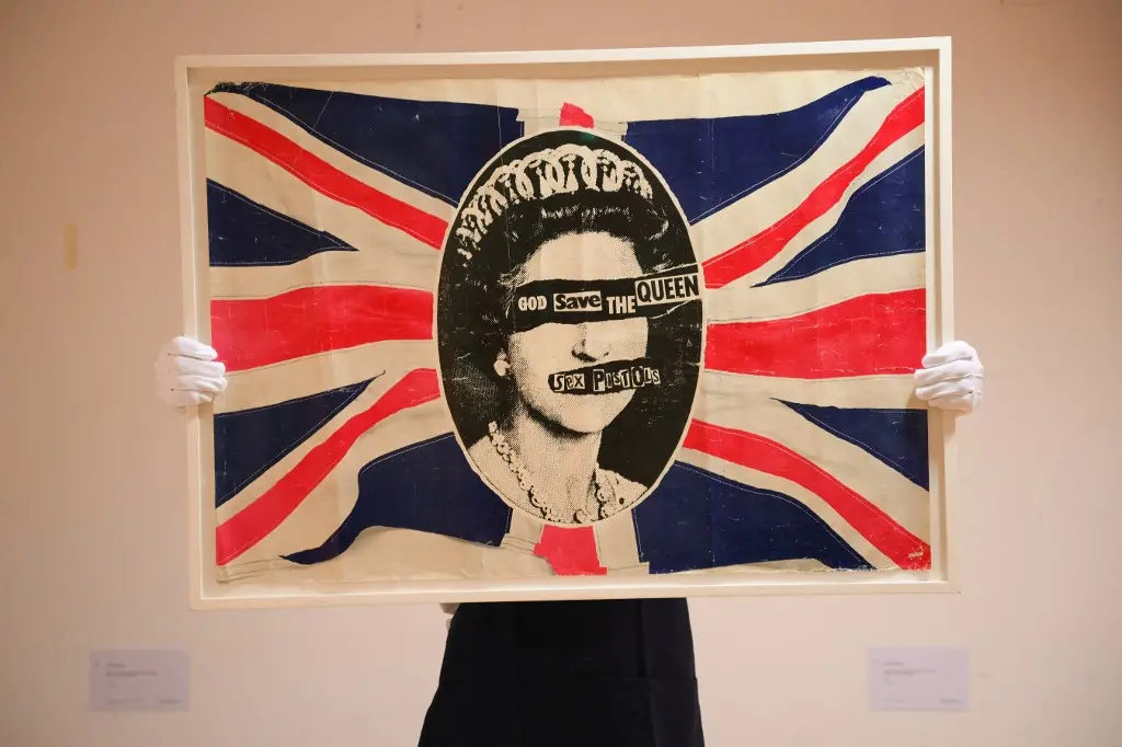 Imagem da notícia: Morre Jamie Reid, artista do Sex Pistols, aos 76 anos
