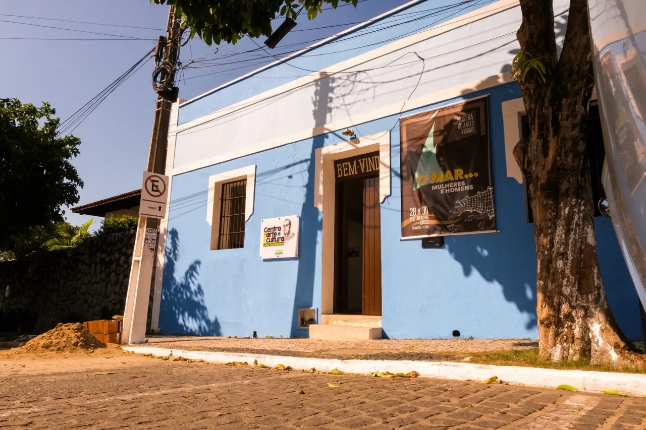 Prédio passou por reforma após desativação da cadeia pública que funcionava no local