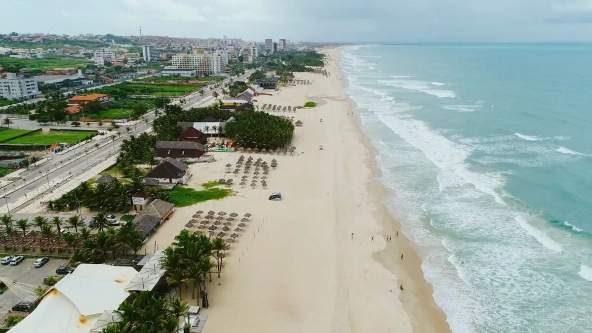 Imagem da notícia: Usina de dessalinização de água do mar tem potencial para dividir aliados de Sarto e Elmano