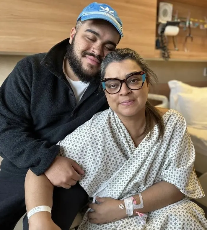 Imagem da notícia: Após cirurgia, Preta Gil está na UTI e em ‘bom estado geral’