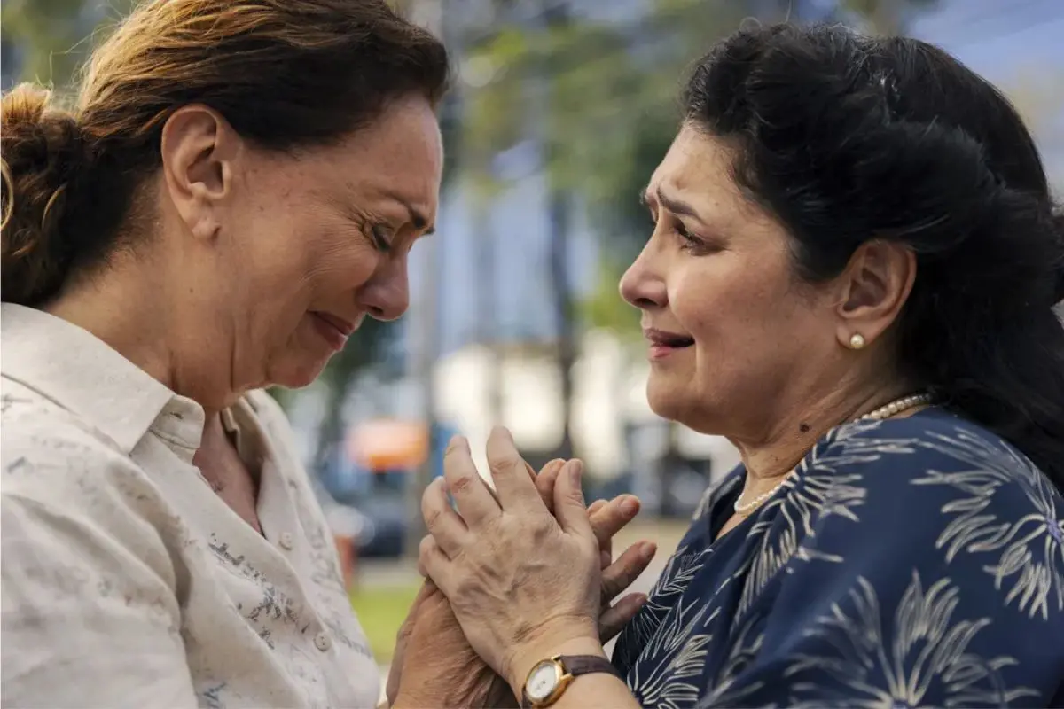 Imagem da notícia: Qual o segredo de Agatha em 'Terra e Paixão'? Veja o que se sabe sobre a personagem da novela