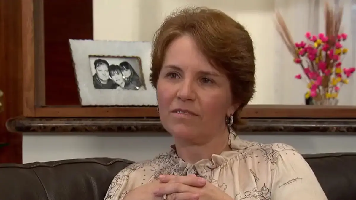 Imagem da notícia: Mãe de Larissa Manoela desmente atriz sobre não ter dinheiro: ‘Ela tinha cartão black, sem limites’