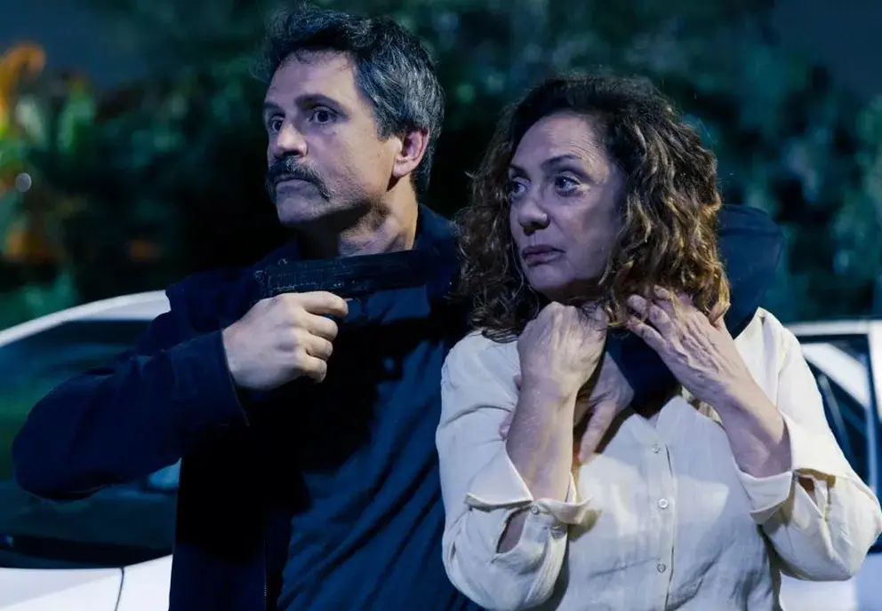 Imagem da notícia: Agatha morre em Terra e Paixão? Veja se Irene consegue realizar a emboscada