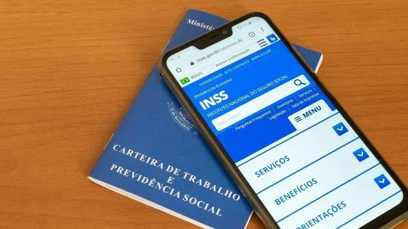 Imagem da notícia: Aposentados e pensionistas do INSS devem receber R$ 1,7 bilhão em pagamentos; veja como consultar