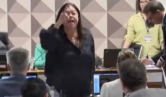 Imagem da notícia: Laura Carneiro e Marco Feliciano discutem em sessão da CPMI do 8 de Janeiro