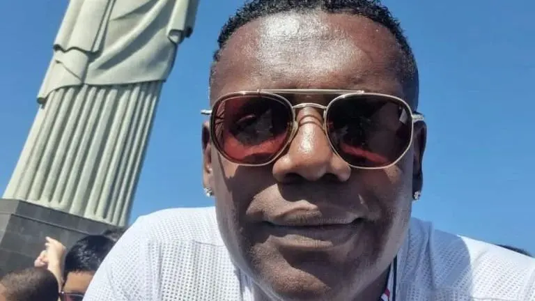 Imagem da notícia: Velório de MC Marcinho acontece em Cemitério da Penitência com cerimônia aperta ao público