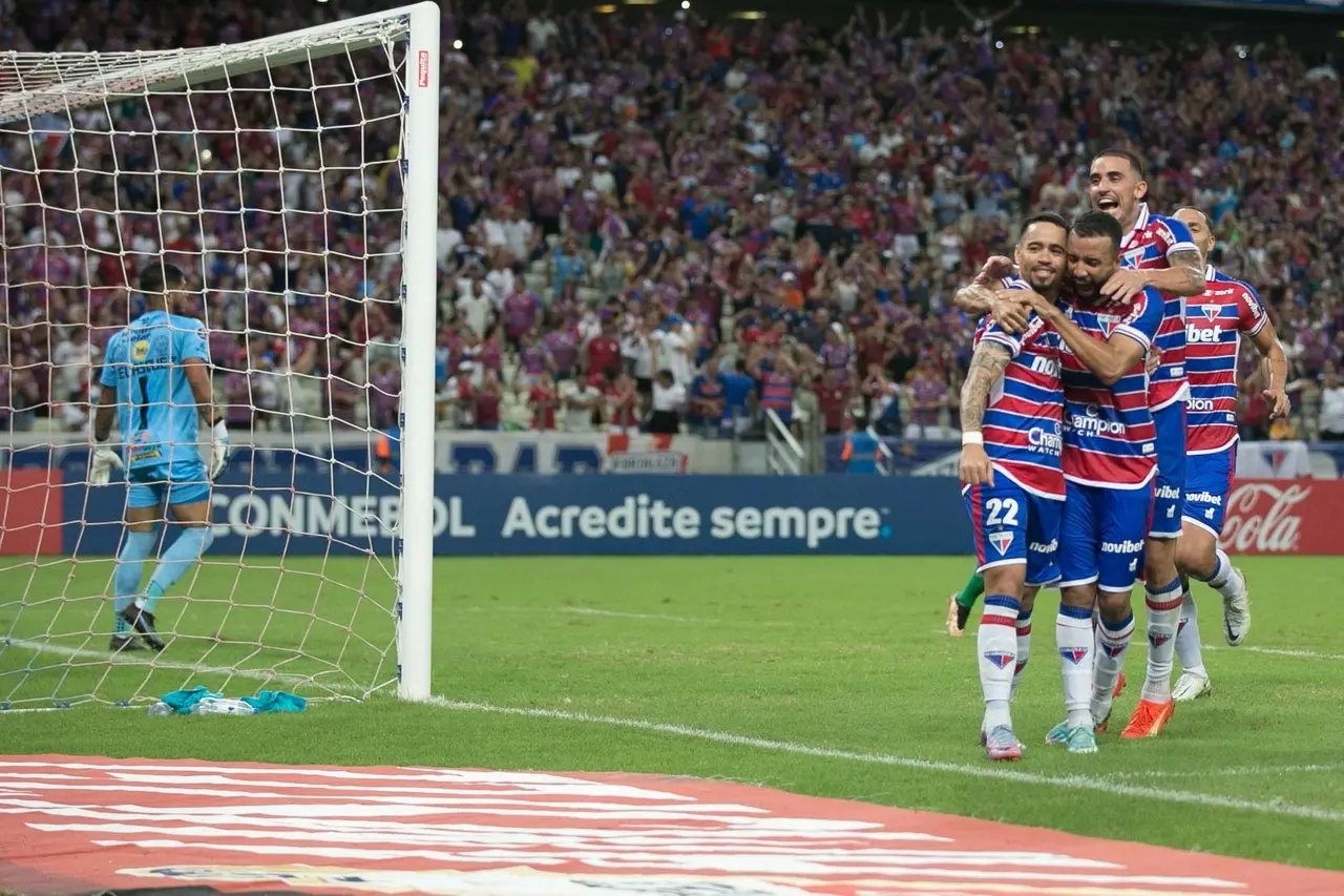 Imagem da notícia: Fortaleza x Grêmio: veja horário, onde assistir, palpites e prováveis escalações 